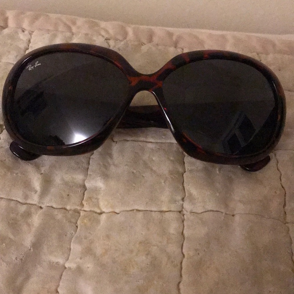 ray ban sunglasses